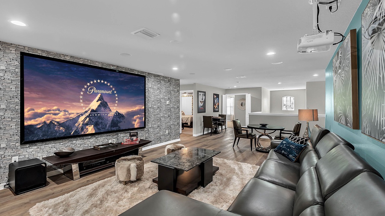 Photo of Livingroom in Four Corners