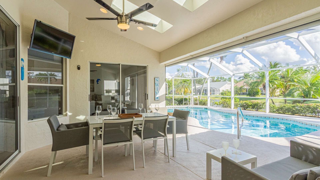 Photo of Outdoor in Crown Pointe