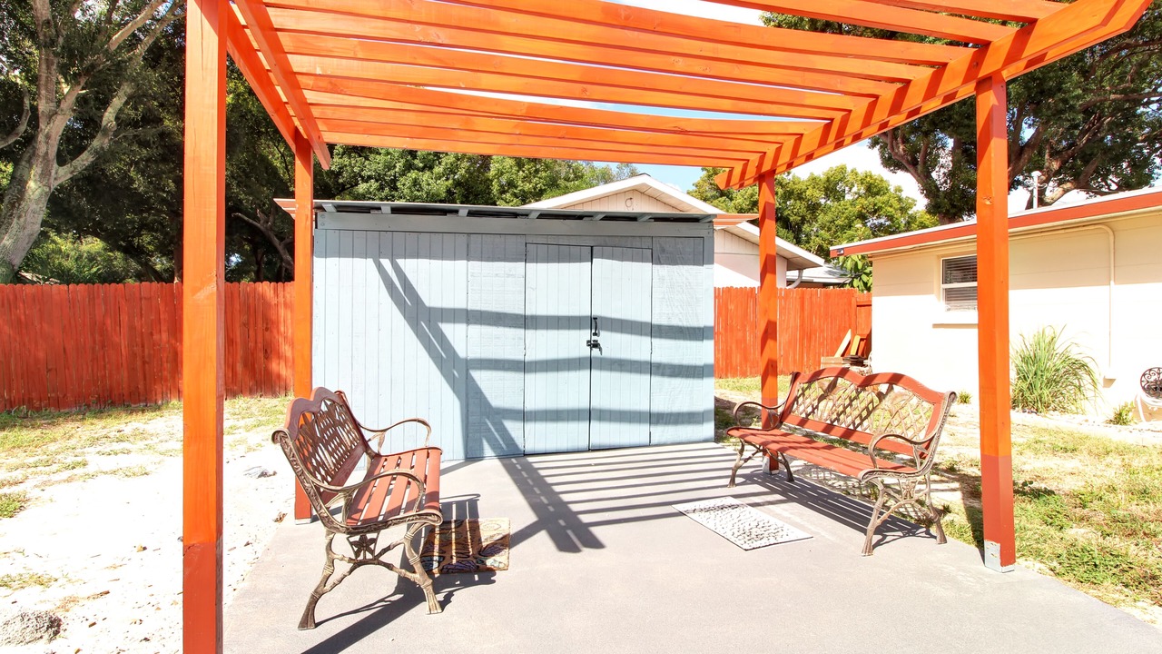 Photo of Patio Balcony in Crystal Beach