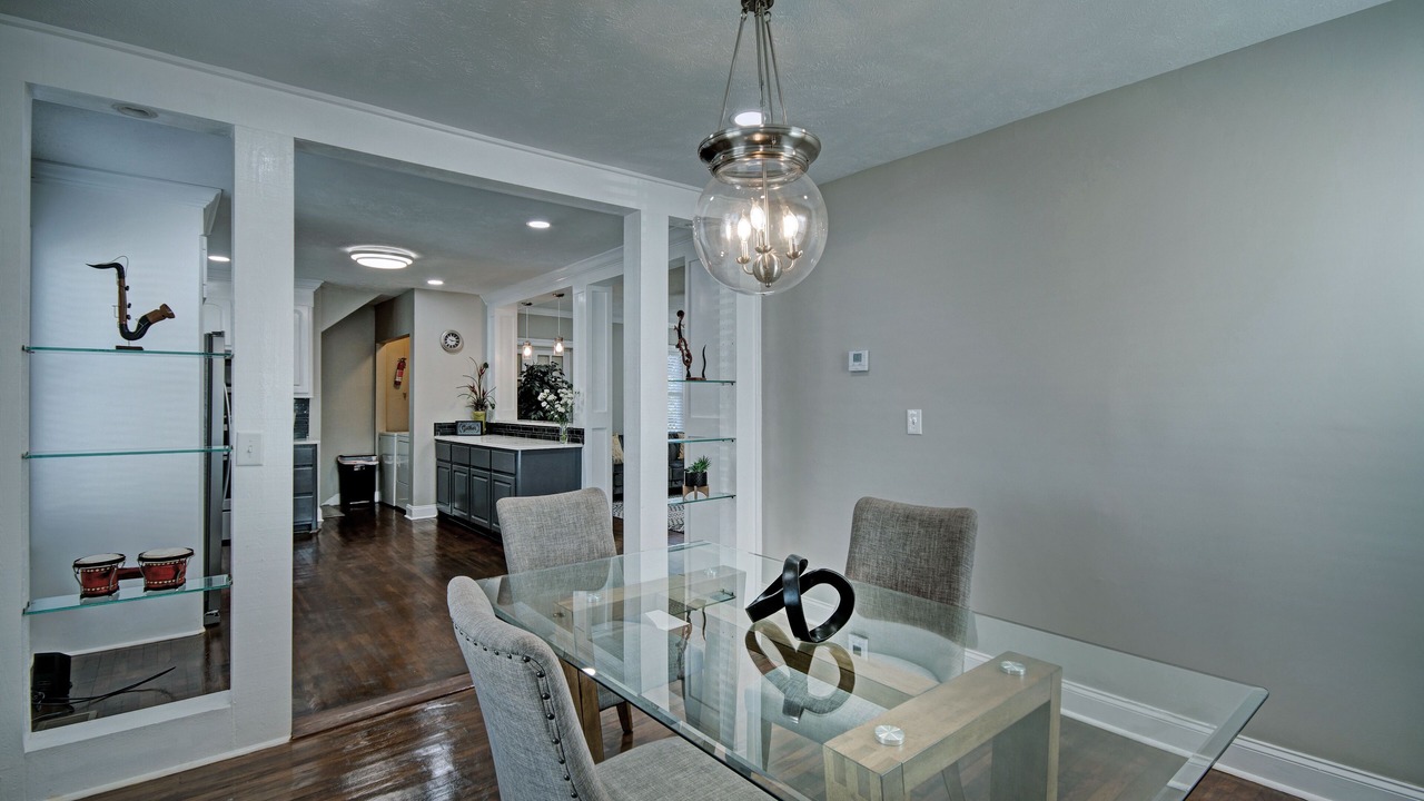 Photo of Bedroom in Fondren