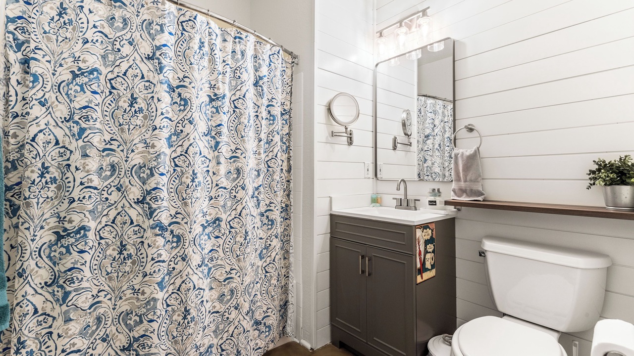 Photo of Bathroom in West Kissimmee