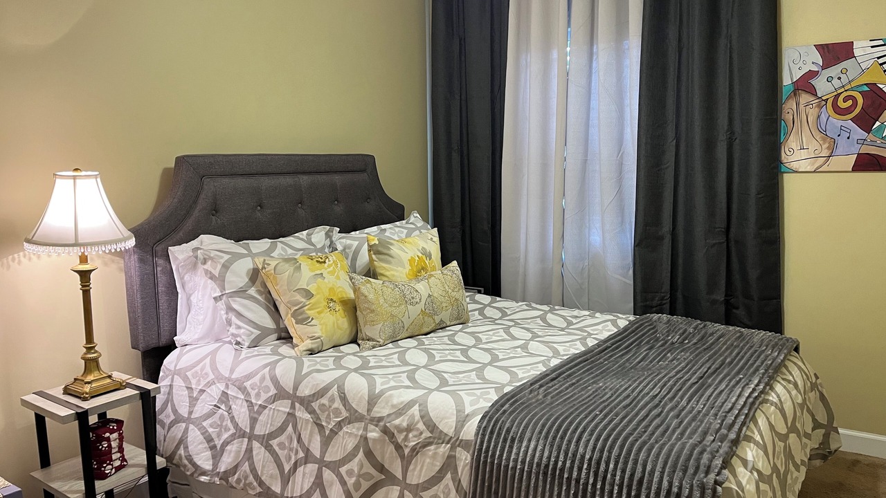 Photo of Bedroom in Starkville