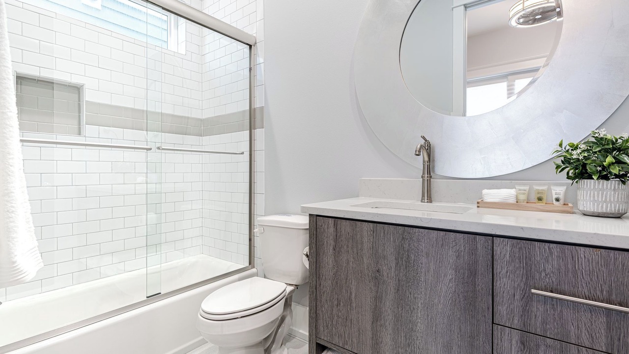 Photo of Bedroom in Laguna Beach Estates