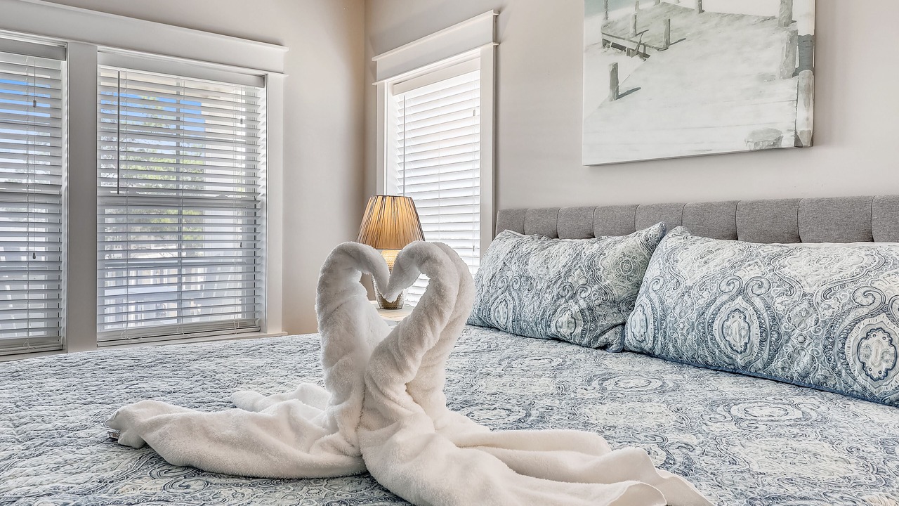 Photo of Bedroom in Emerald Waters Village