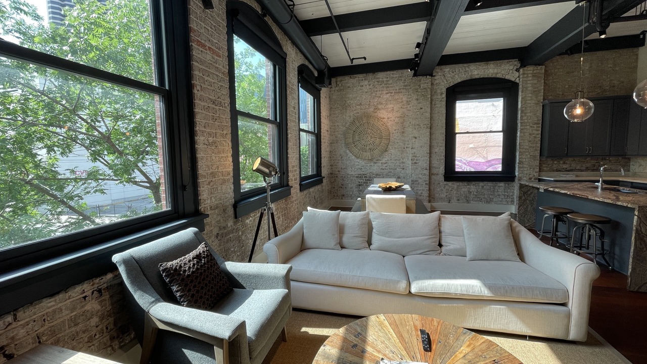 Photo of Livingroom in Central Business District