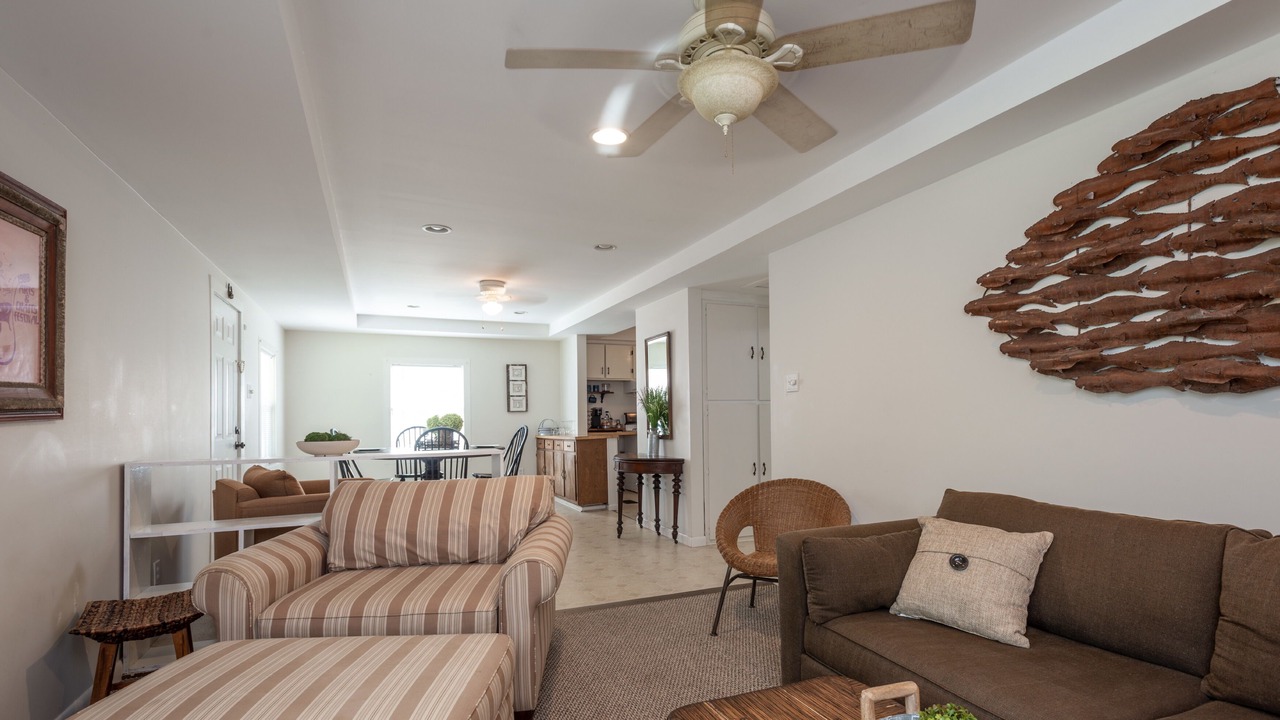 Photo of Livingroom in Point Clear