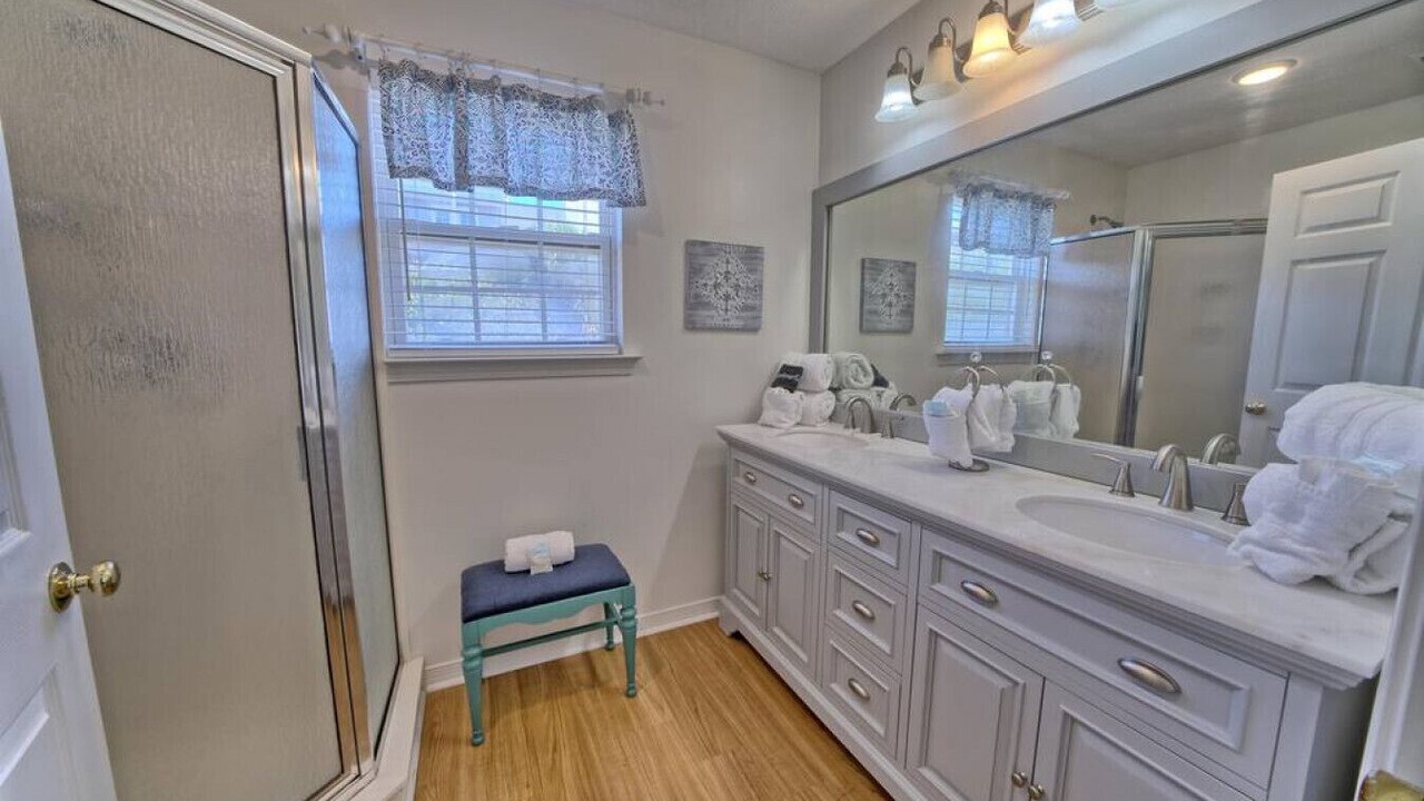 Photo of Bathroom in Watercolor
