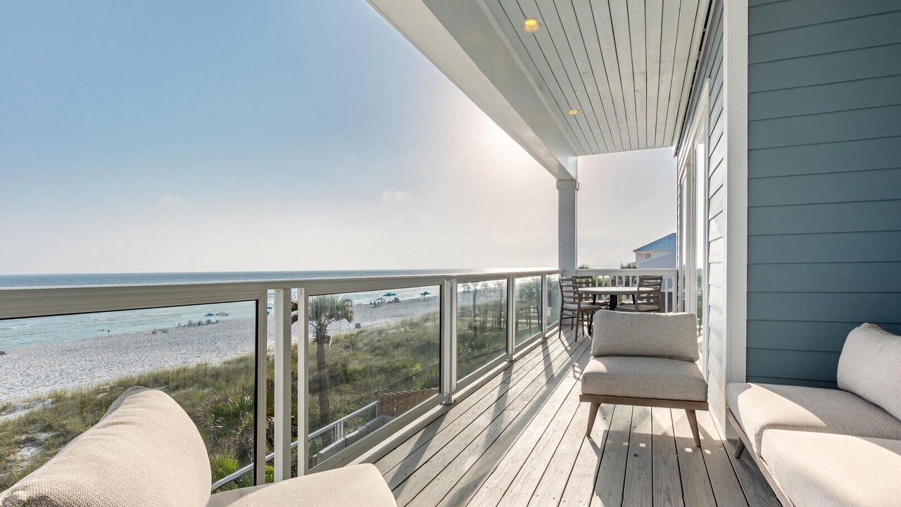 Photo of Patio Balcony in Laguna Beach Estates