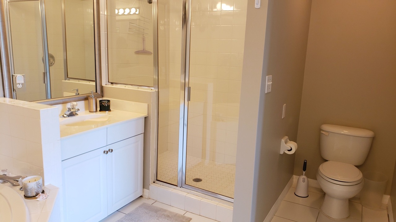 Photo of Bathroom in Naples