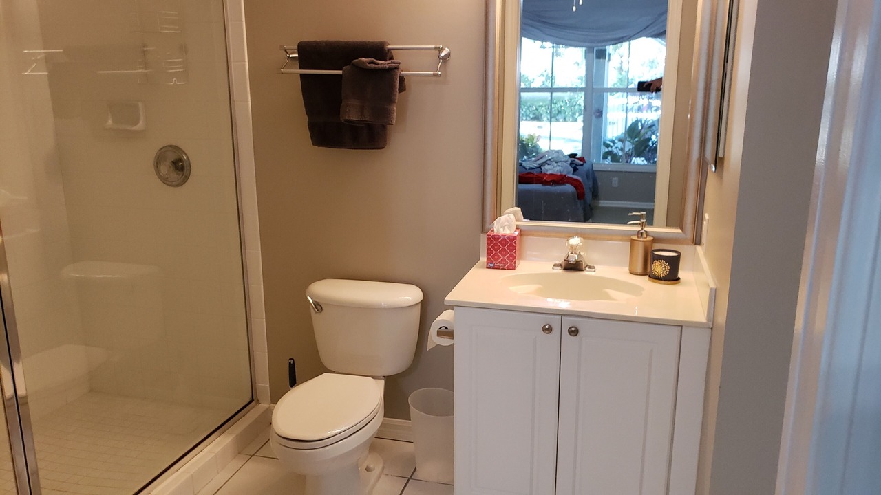 Photo of Bathroom in Naples