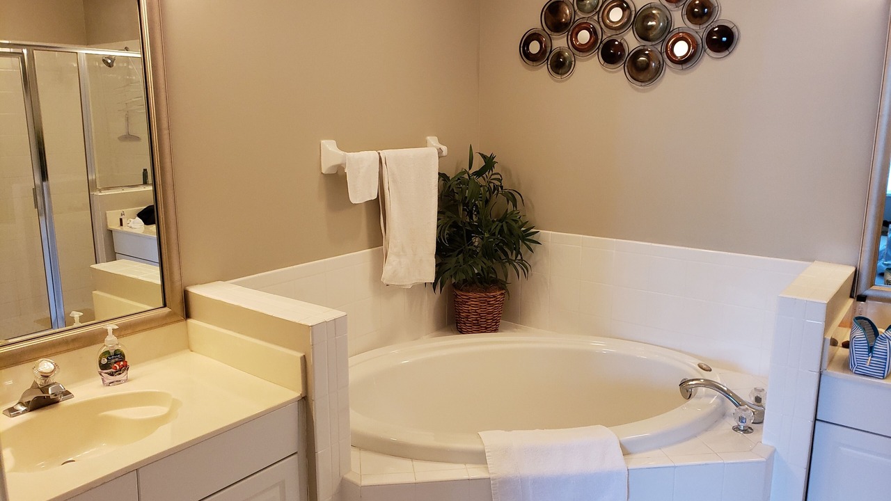Photo of Bathroom in Naples