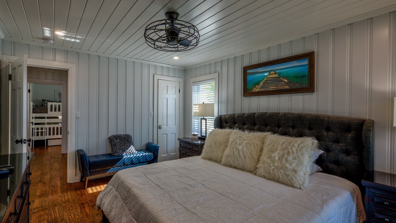 Photo of Bedroom in Lullwater Beach On Gulf Of Mexico