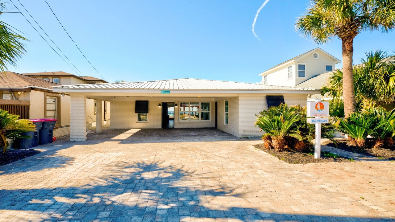 Photo of Bedroom in Lullwater Beach On Gulf Of Mexico