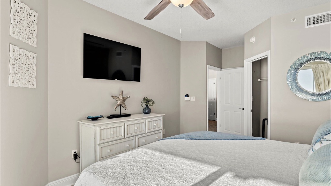 Photo of Bedroom in Miramar Beach