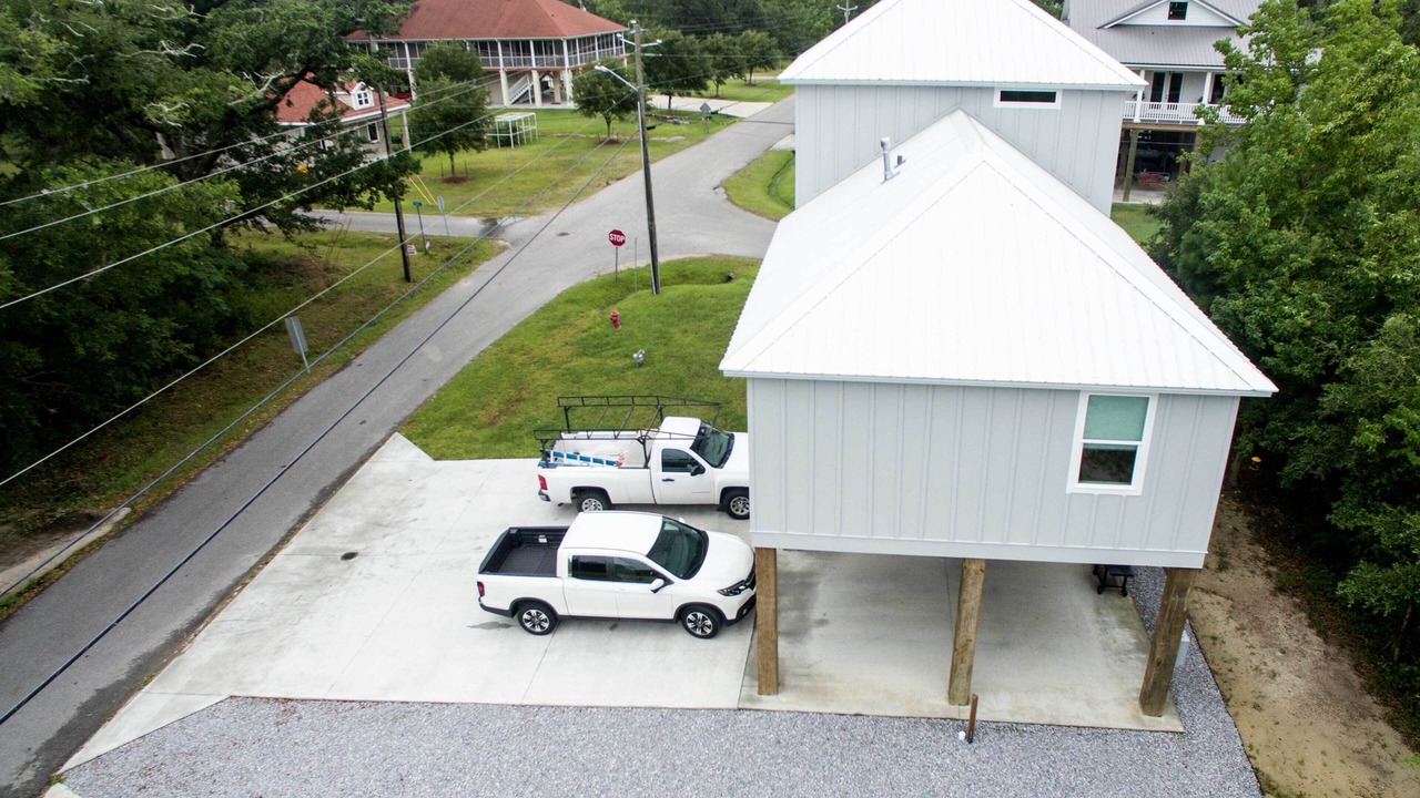 Photo of Outdoor in Waveland