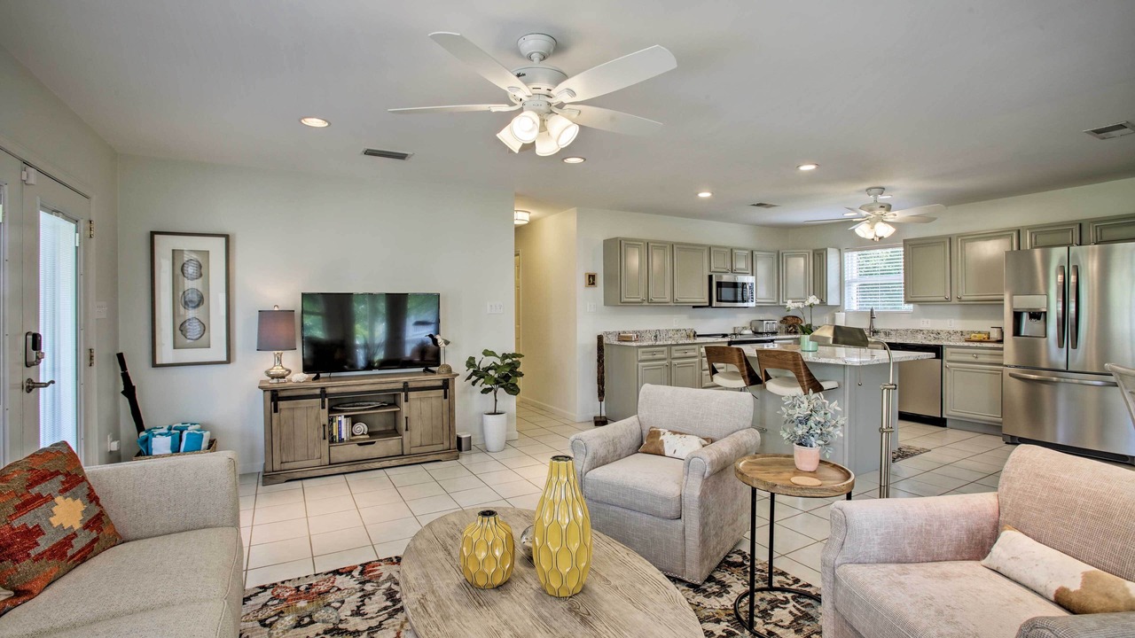 Photo of Livingroom in Waveland