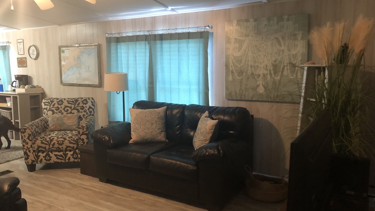 Photo of Livingroom in Crawfordville