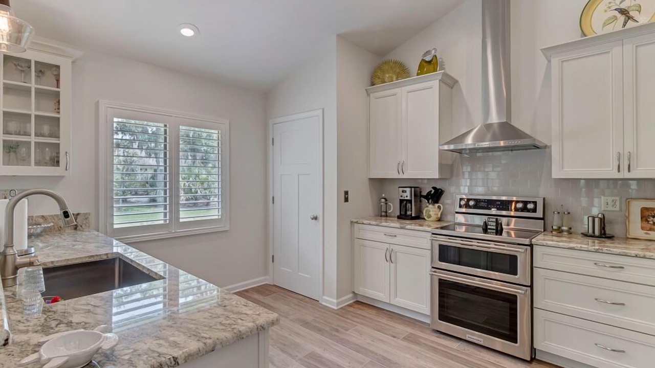 Photo of Kitchen in Palm Valley
