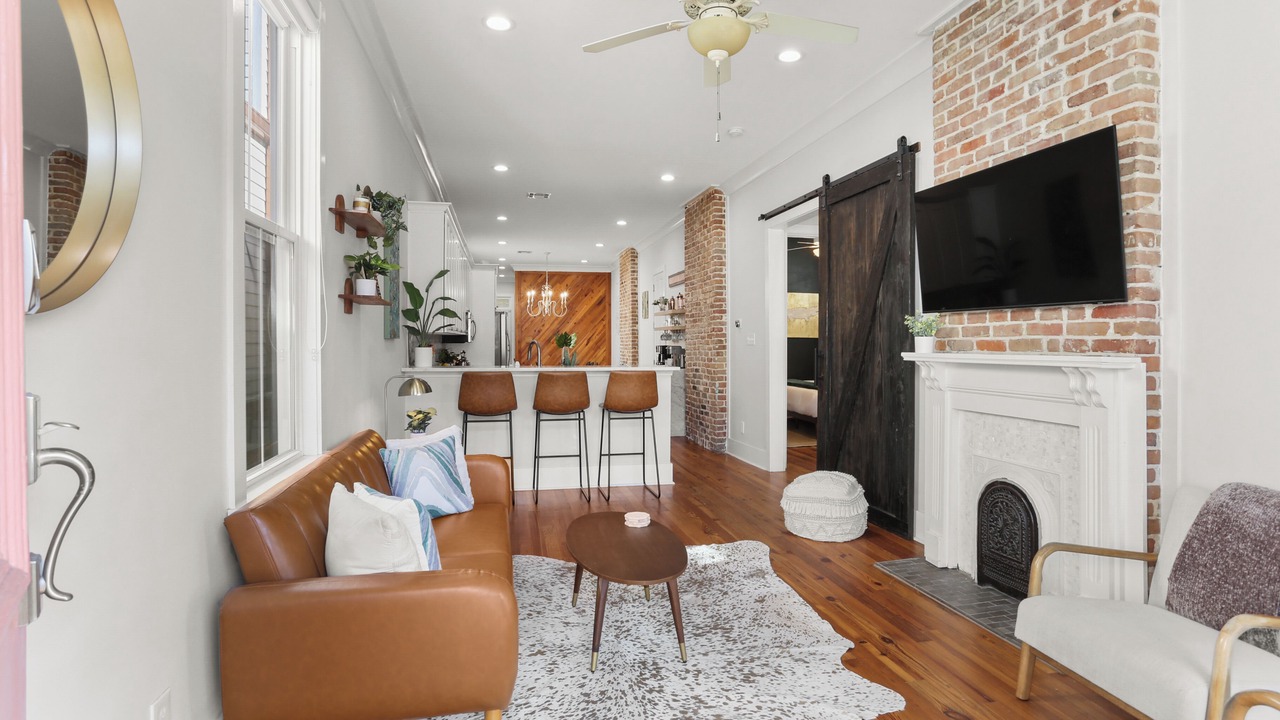 Photo of Livingroom in West Riverside
