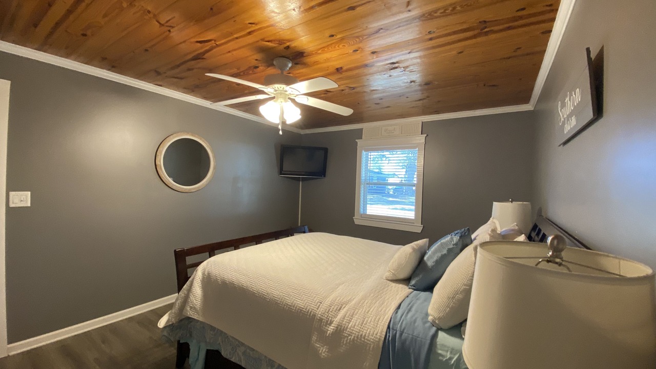 Photo of Bedroom in Lake Charles