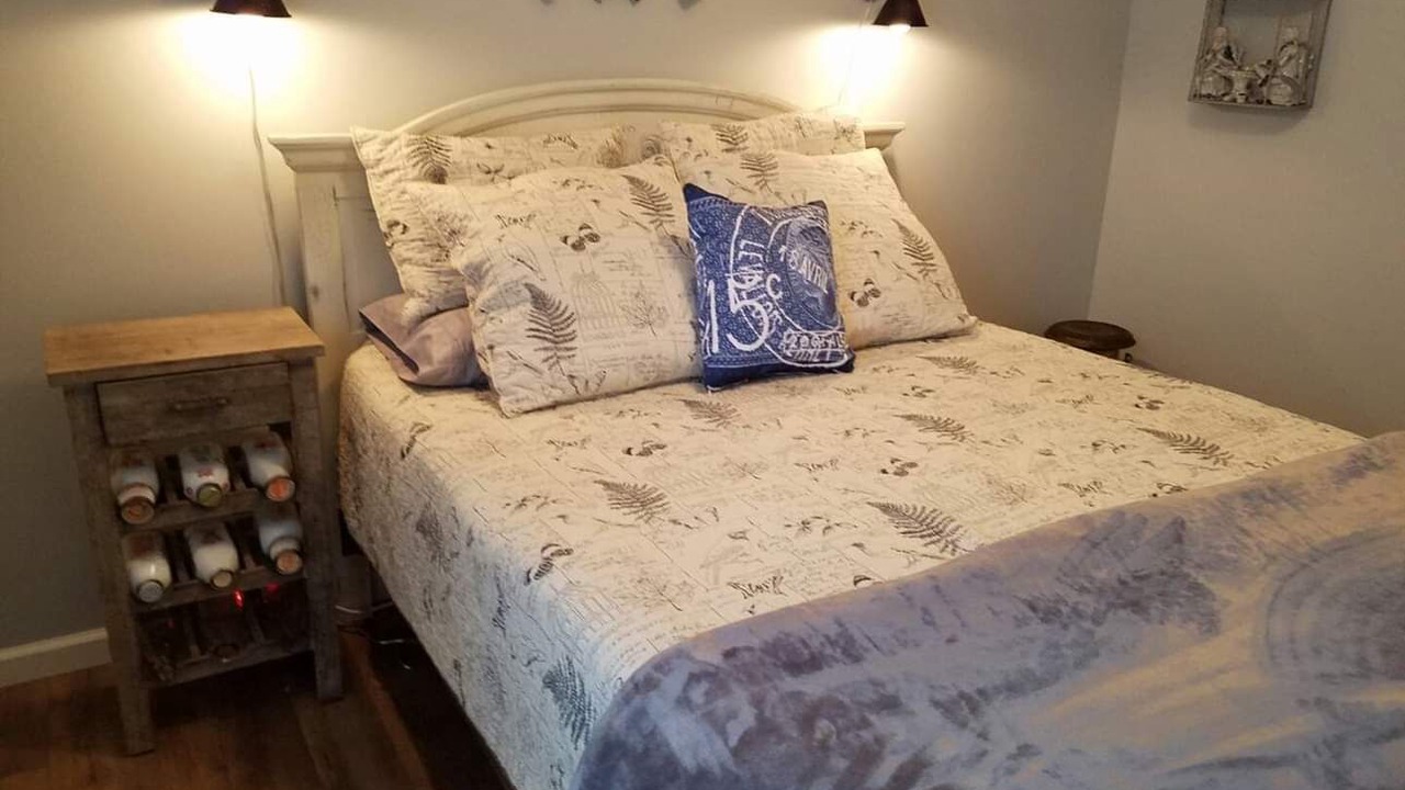 Photo of Bedroom in Ono Island