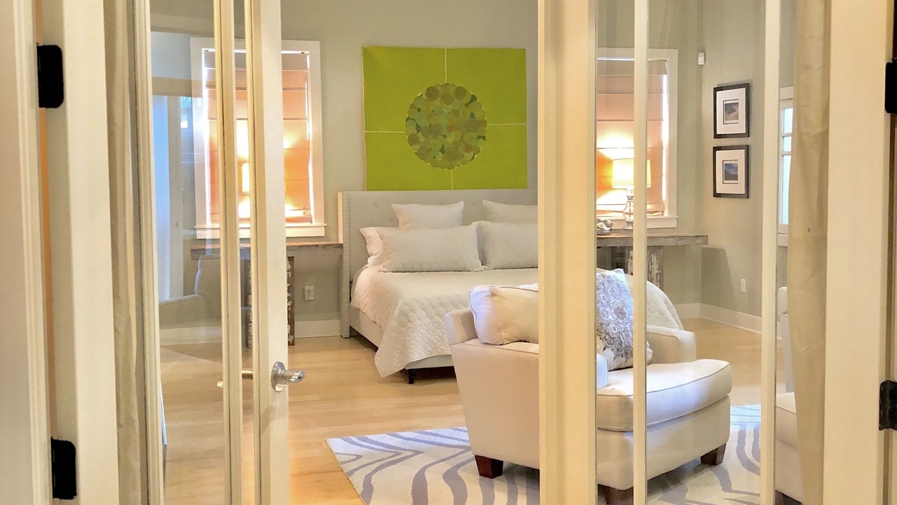 Photo of Bedroom in Downtown