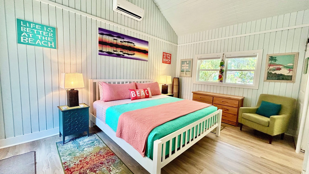 Photo of Bedroom in Dune Allen Beach