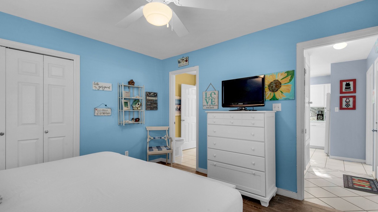 Photo of Bedroom in Clipper Cove