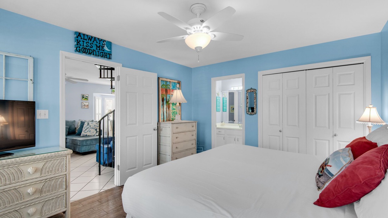 Photo of Bedroom in Clipper Cove