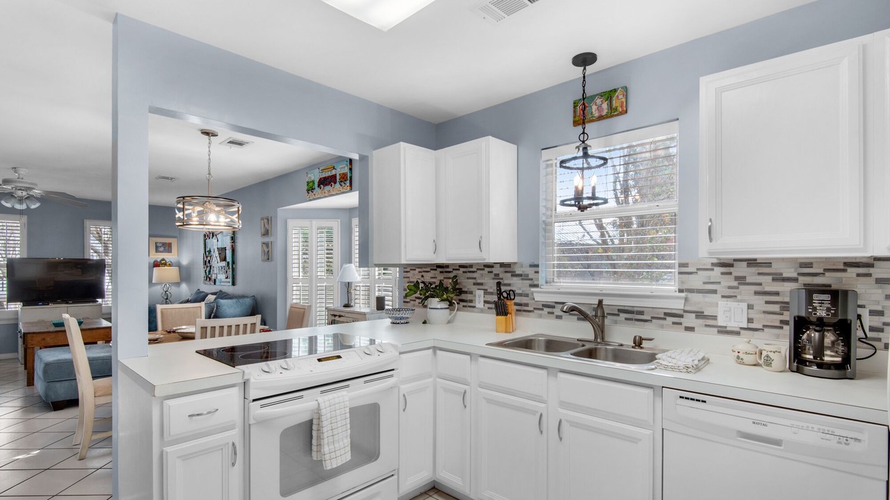 Photo of Kitchen in Clipper Cove