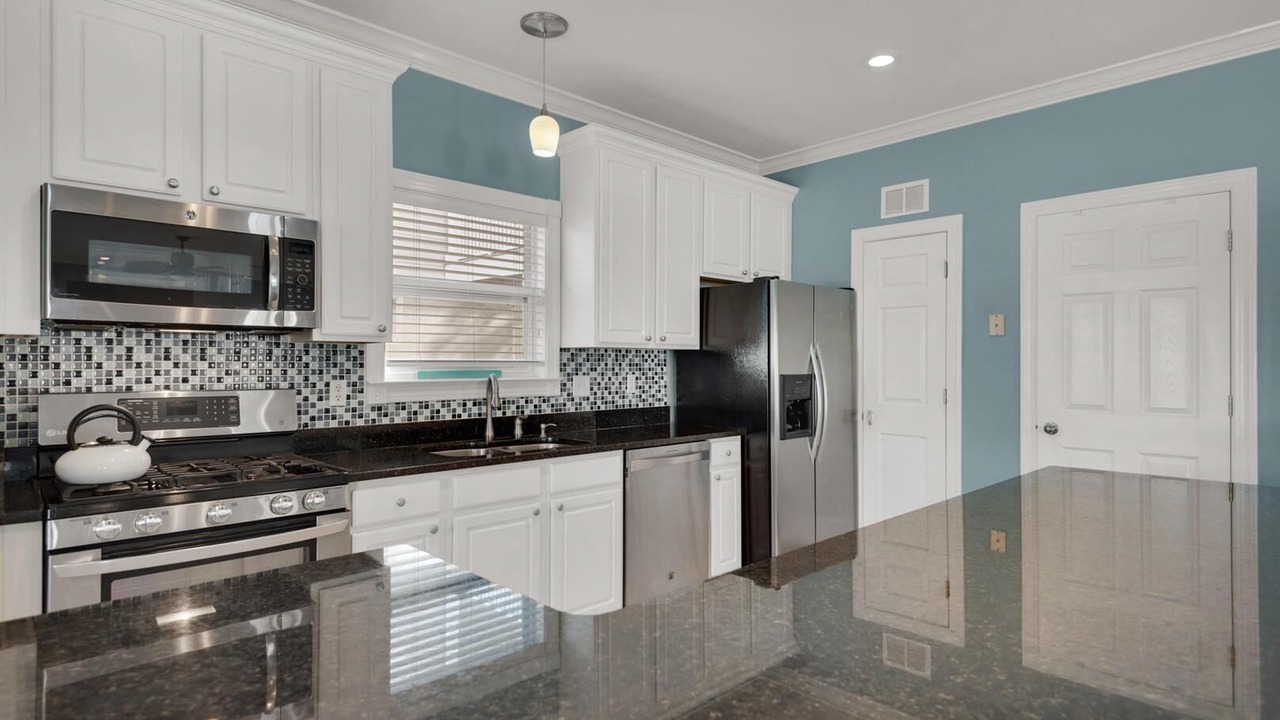Photo of Kitchen in Clipper Cove