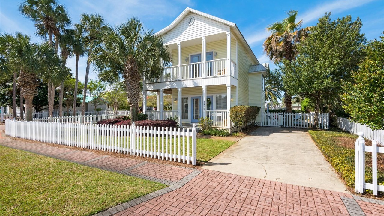 Photo of Outdoor in Crystal Shores