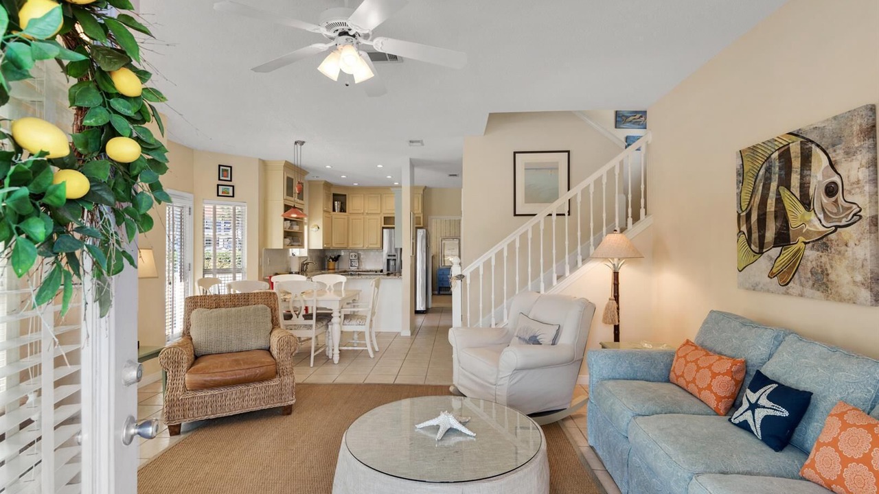Photo of Livingroom in Crystal Shores
