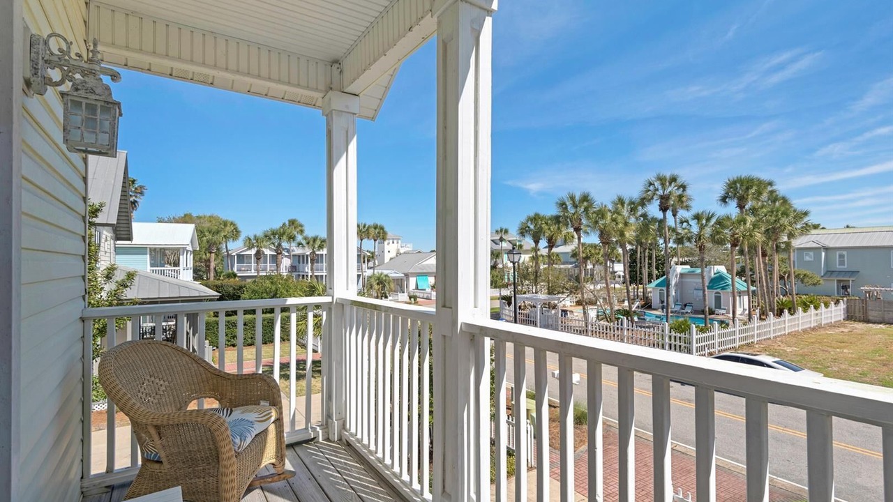 Photo of Outdoor in Crystal Shores