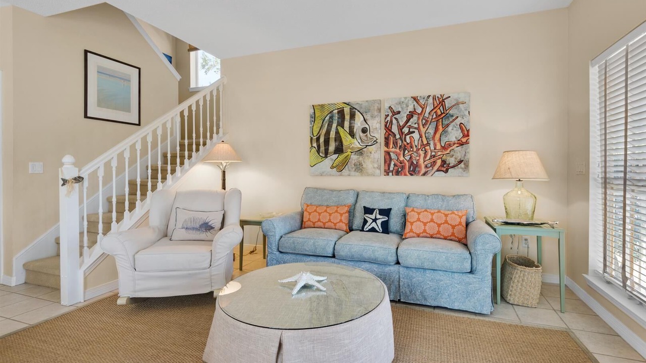 Photo of Livingroom in Crystal Shores