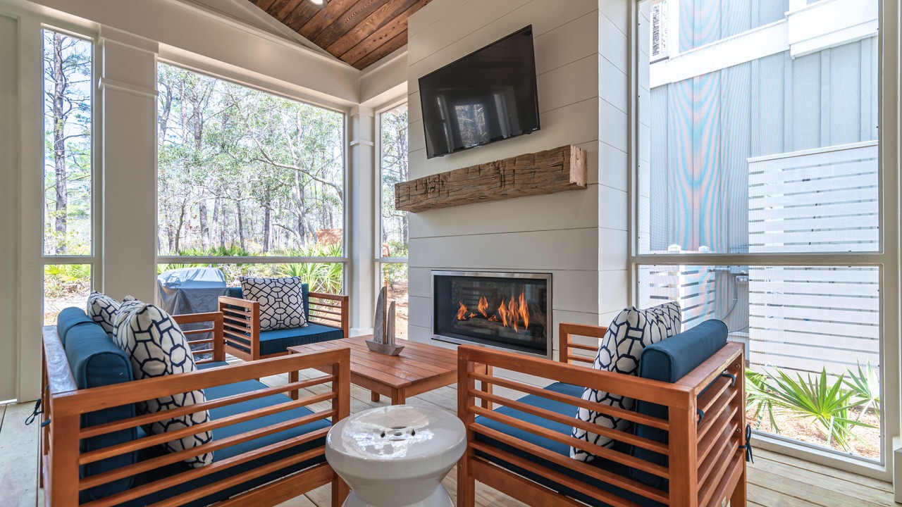 Photo of Outdoor in Lakeside at Blue Mountain Beach