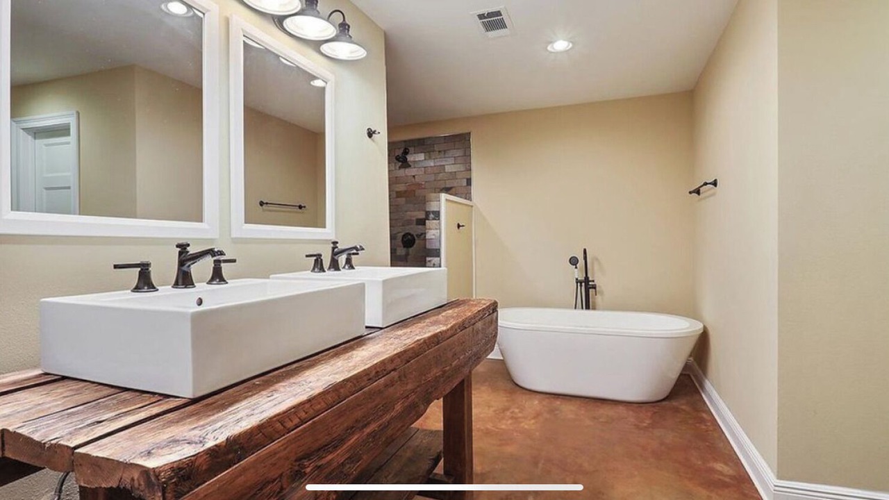 Photo of Bathroom in Central