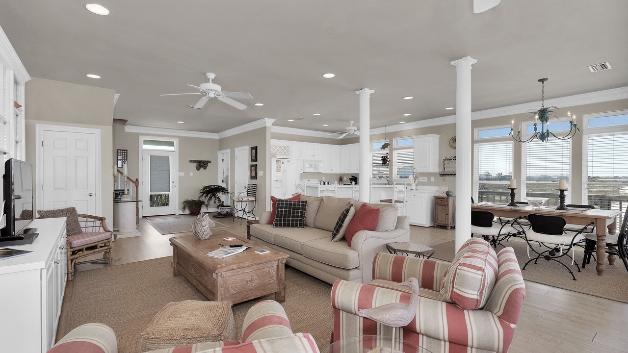 Photo of Bedroom in Silver Cay