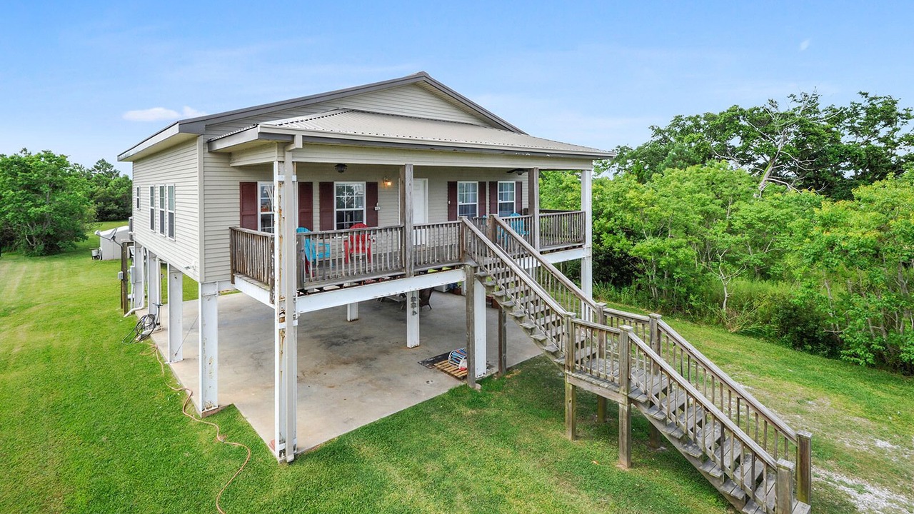 Photo of Outdoor in Waveland