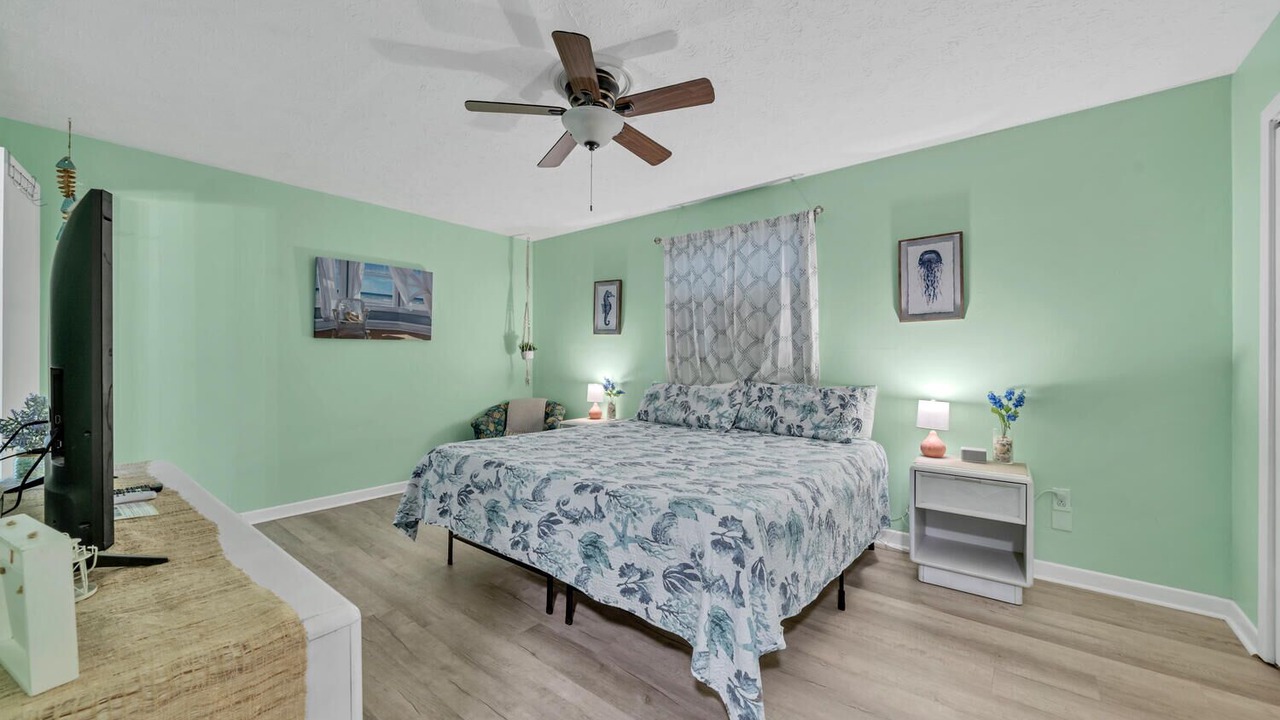 Photo of Bedroom in Gulf Lagoon Beach