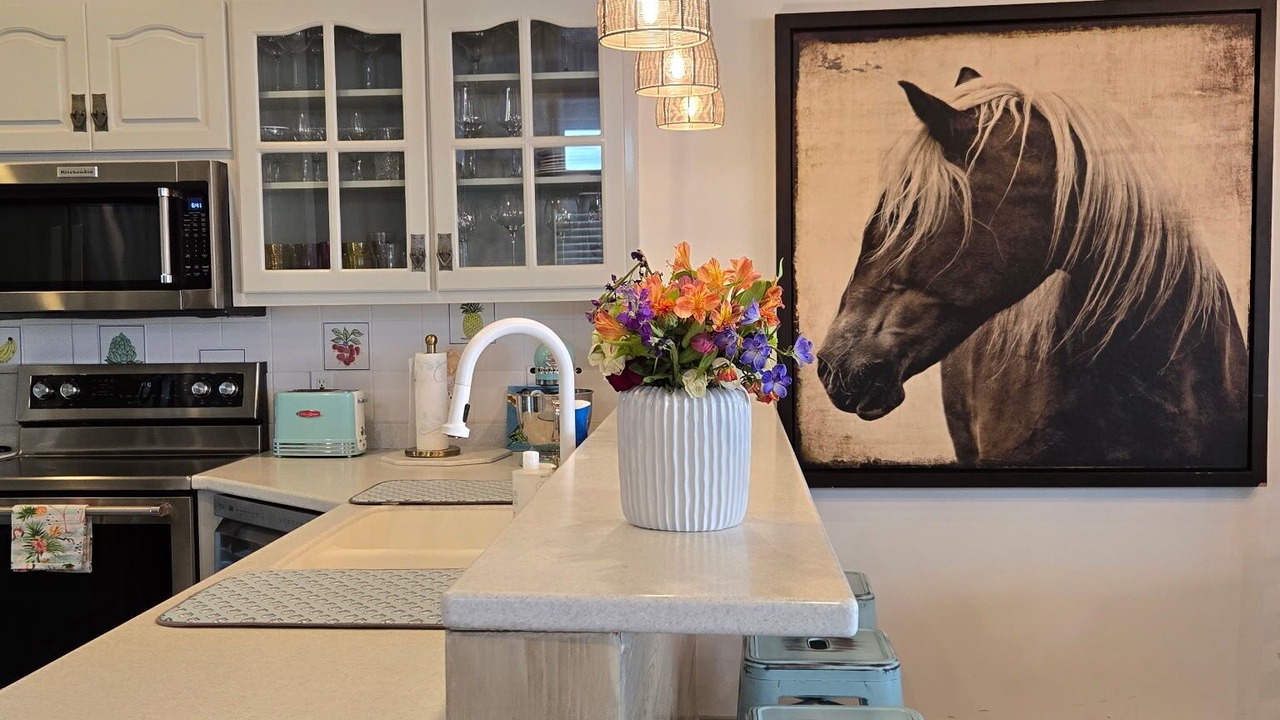 Photo of Kitchen in Kiska Beach