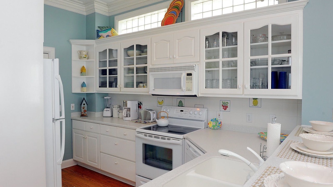 Photo of Kitchen in Kiska Beach