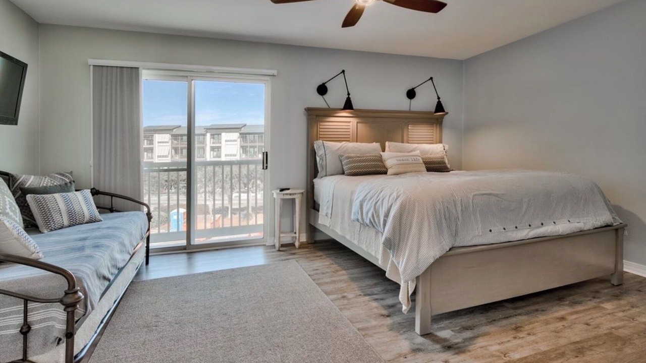 Photo of Bedroom in Seacrest