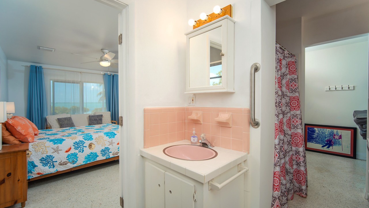 Photo of Bathroom in Sugarloaf Shores