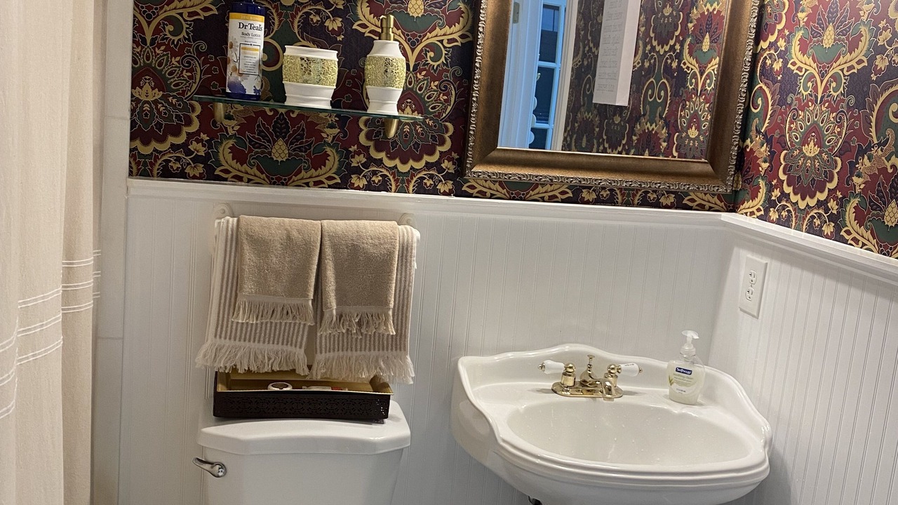 Photo of Bathroom in Upper Grand Lagoon