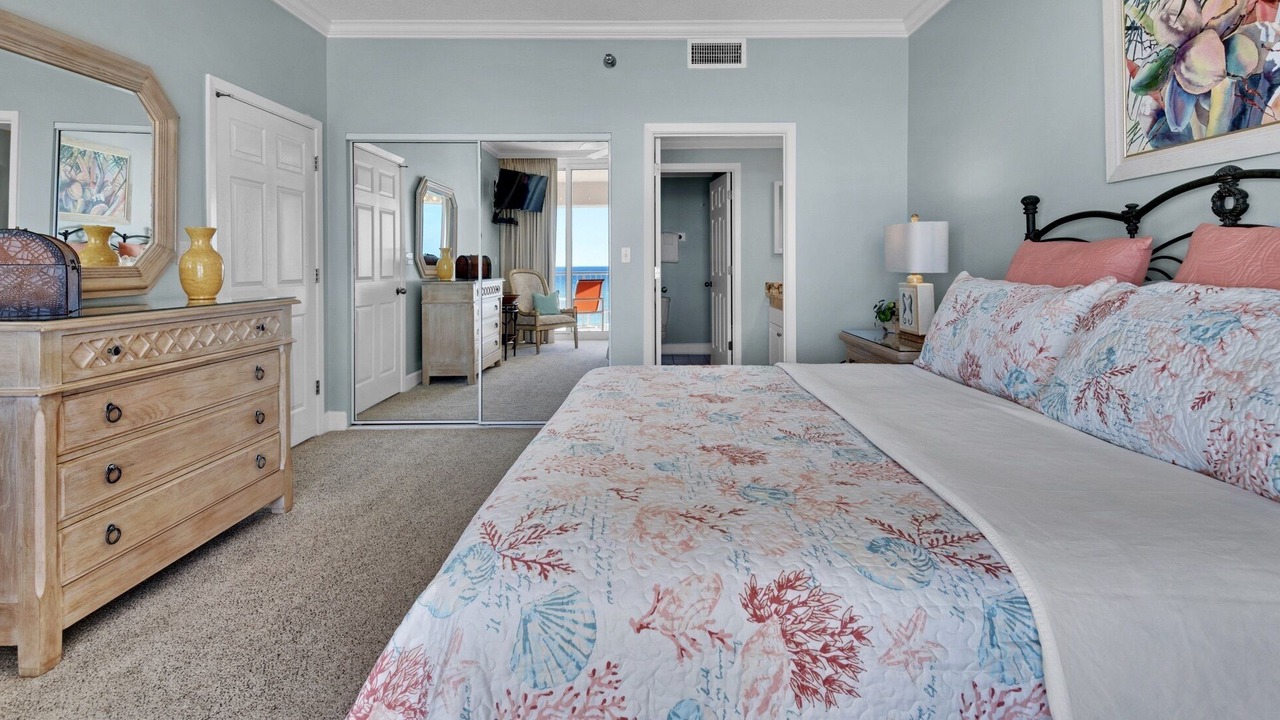 Photo of Bedroom in Navarre Beach
