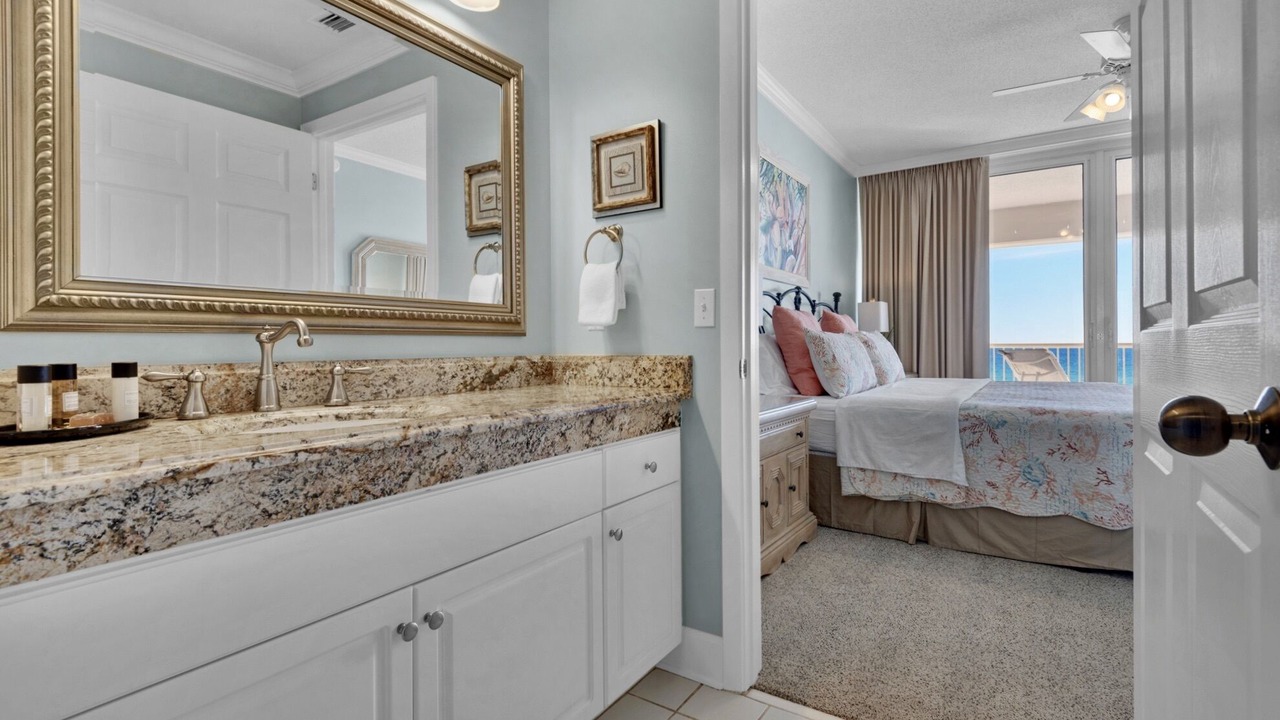 Photo of Bedroom in Navarre Beach