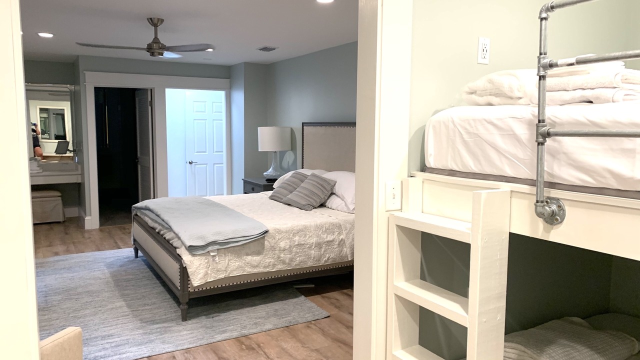 Photo of Bedroom in Seacrest