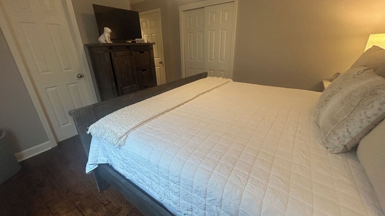 Photo of Bedroom in Starkville