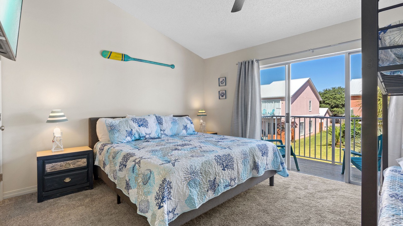 Photo of Bedroom in Miramar Beach